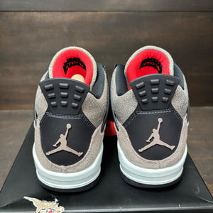 Jordan 4 Retro Taupe Haze (GS) Size 6.5Y (Pre-Owned) - sole