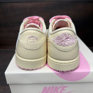 Jordan 1 Retro Low OG SP Travis Scott Shy Pink Size 9.5 (Pre-Owned) - sole