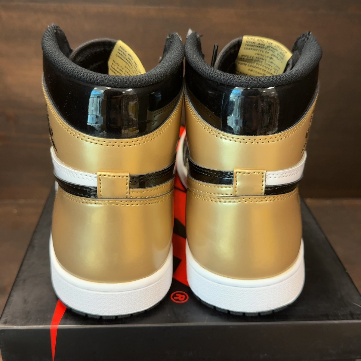 Jordan 1 Retro High NRG Patent Gold Toe Size 10 (Pre-Owned) - aux