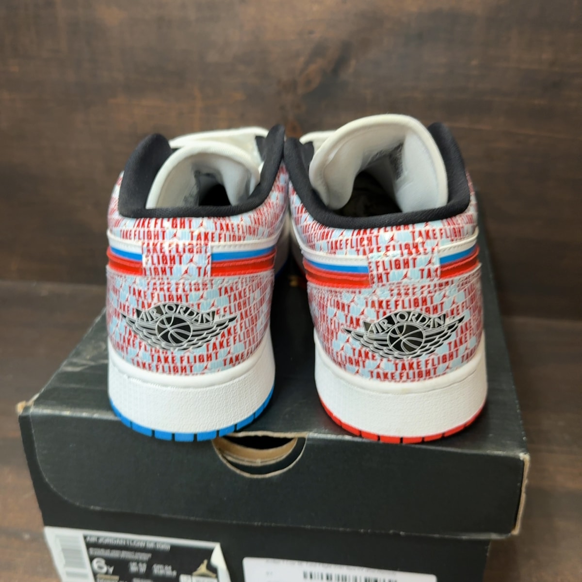 Jordan 1 Low SE Take Flight (GS) - Image 4