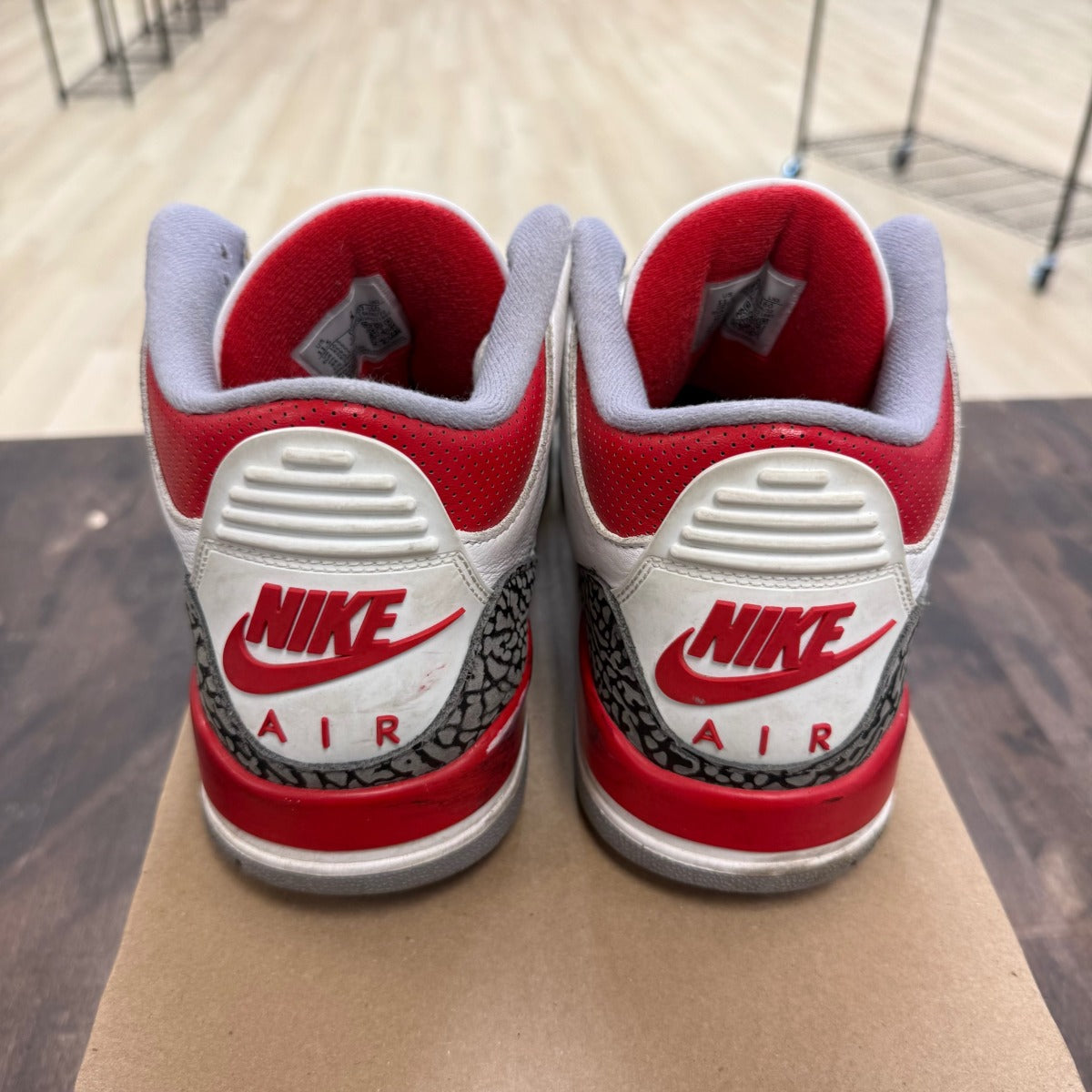 Jordan 3 Retro Fire Red (2022) Size 11.5 (Pre-Owned) - Image 3