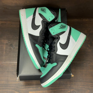 Jordan 1 Retro High OG Green Glow - Image 2