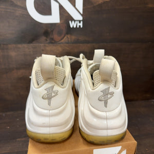 Nike Air Foamposite One White Out Size 13 (Pre-Owned) - Image 5