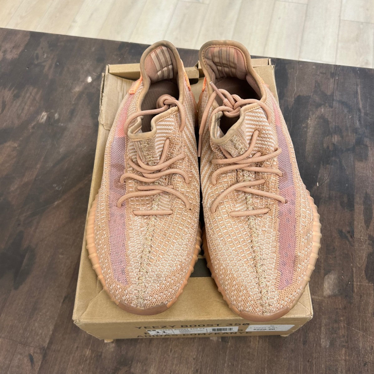 adidas Yeezy Boost 350 V2 Clay Size 10.5 (Pre-Owned) - Image 2