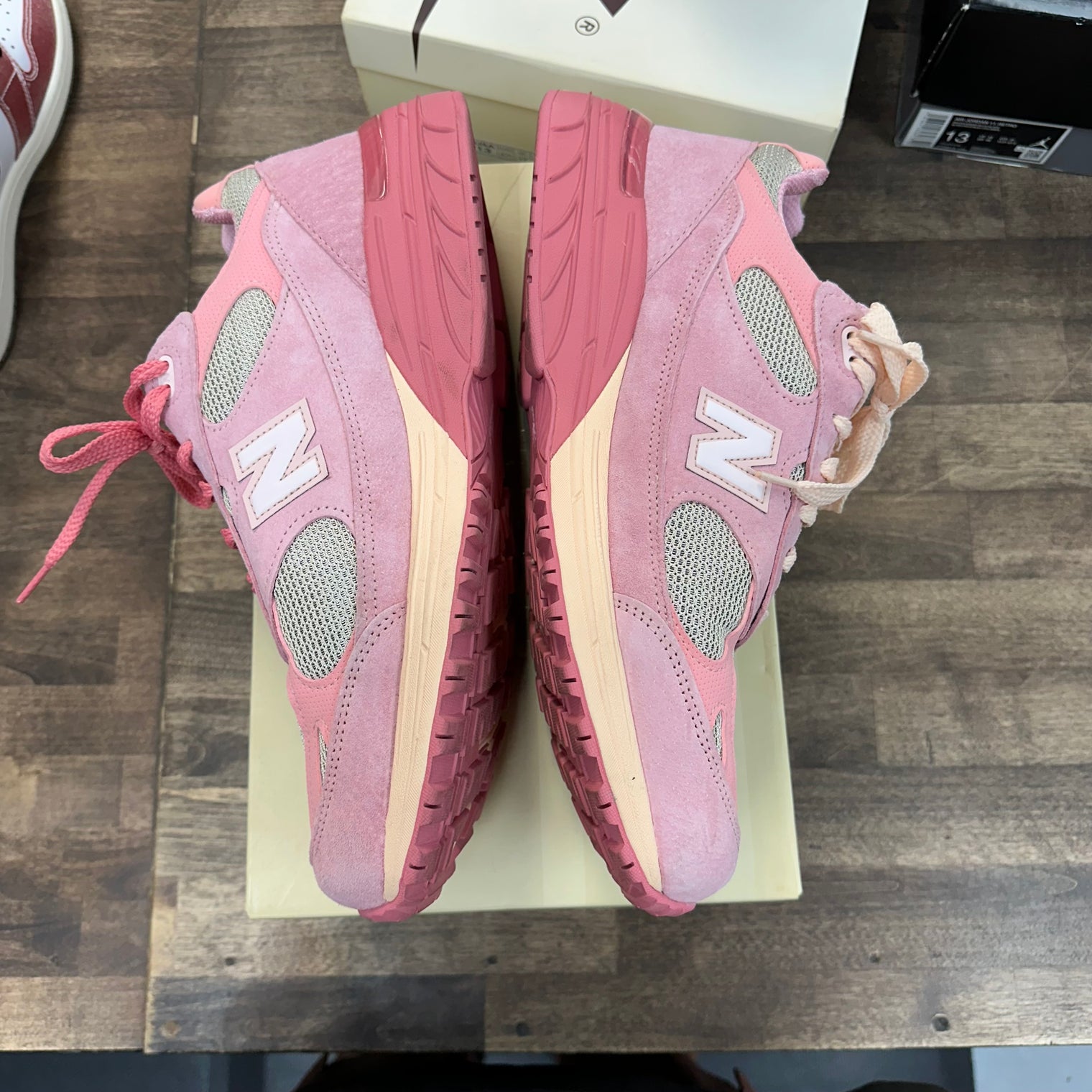 Joe Freshgoods Art Powder Pink New Balance 993 (USED)