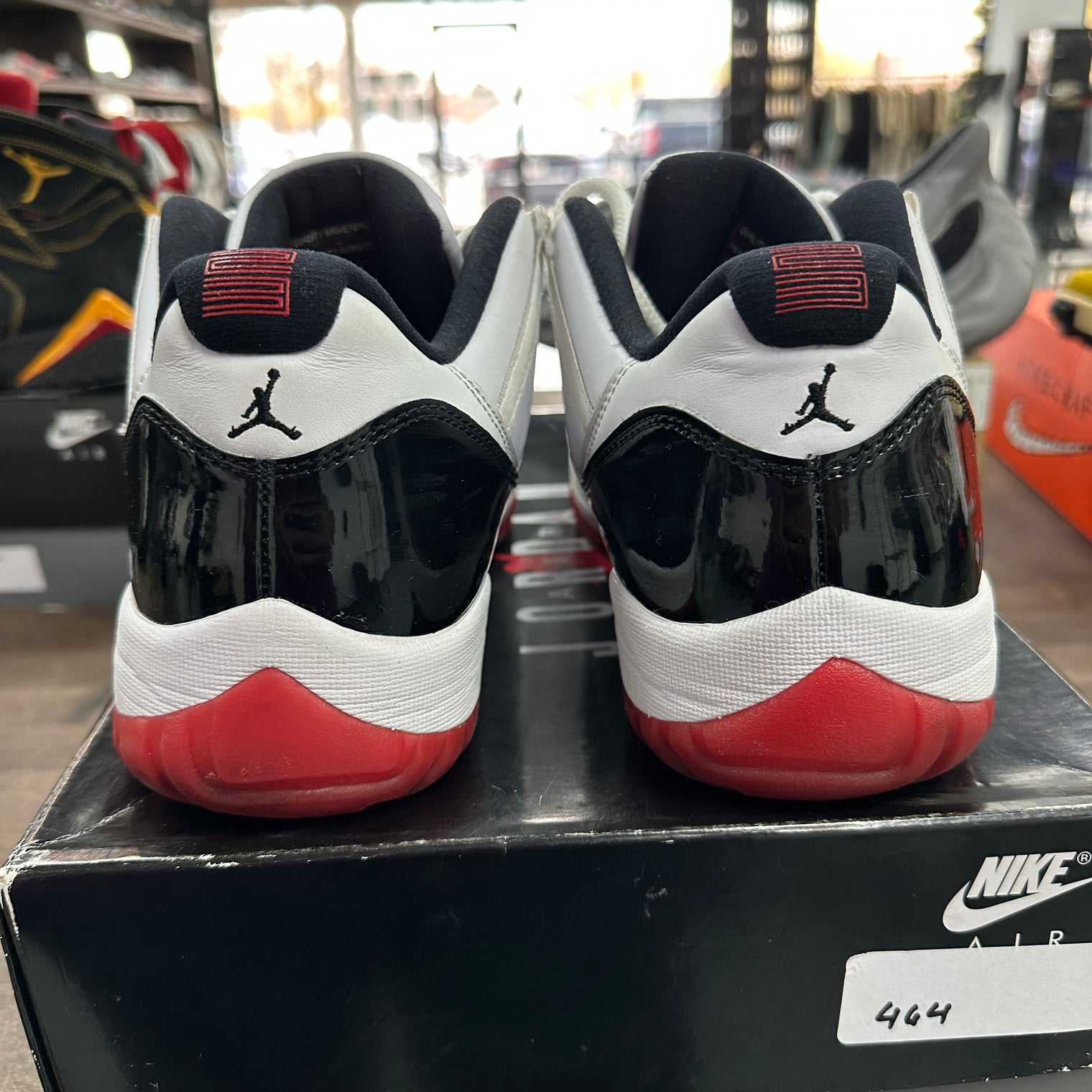 Concord Bred Jordan 11 Retro Low (USED)