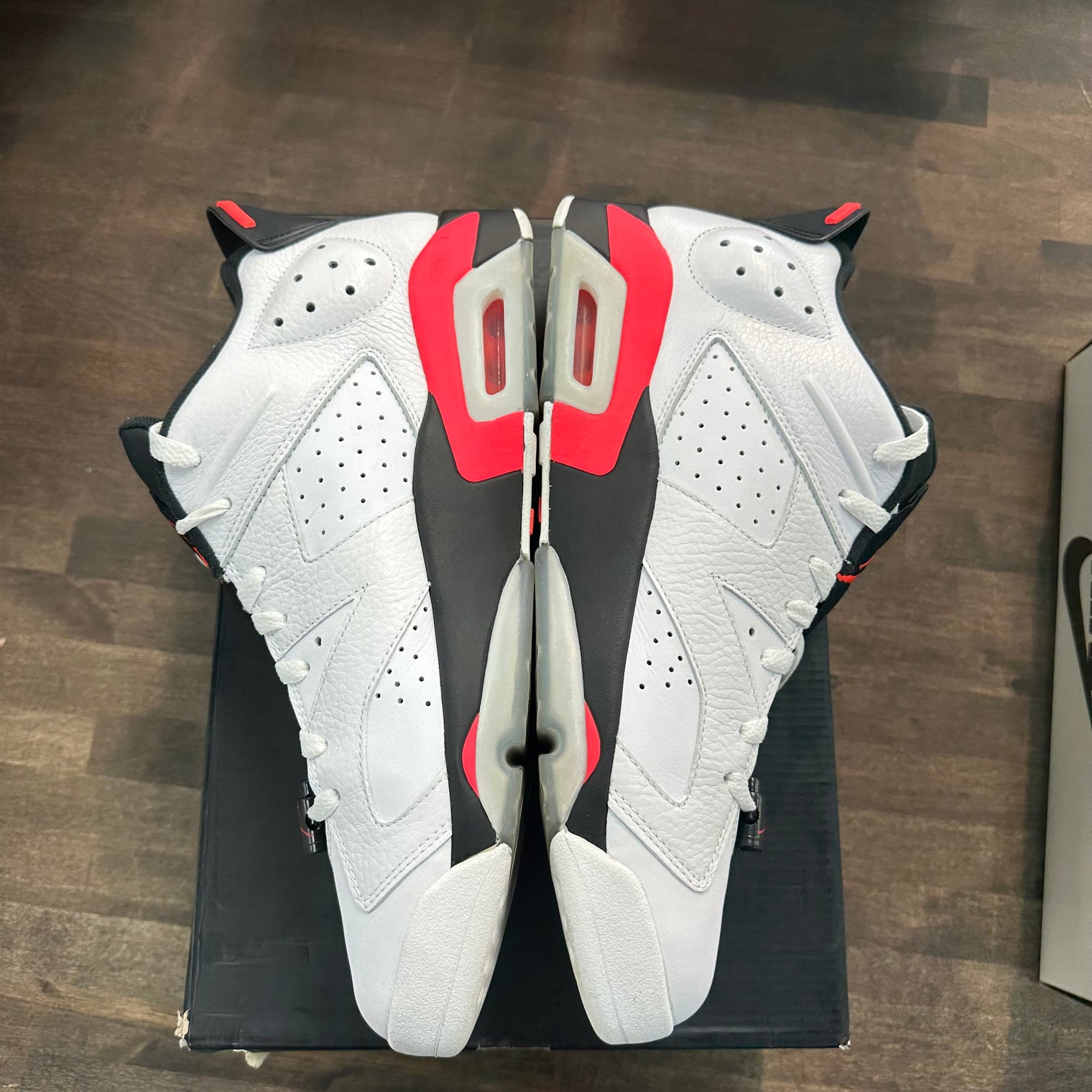 Jordan 6 Retro Low Infrared White (US 13) (USED)