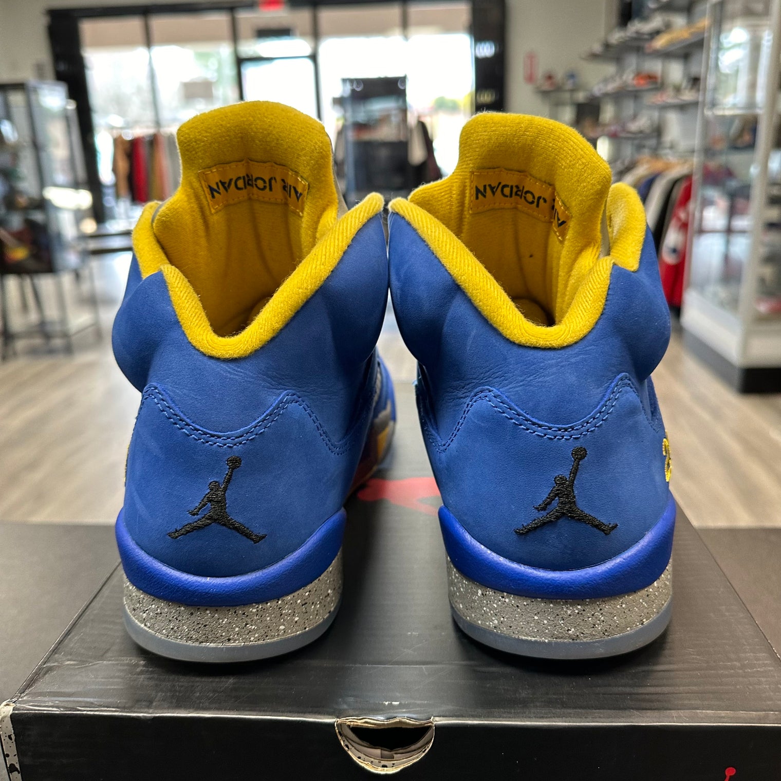 Jordan 5 Laney (Used)