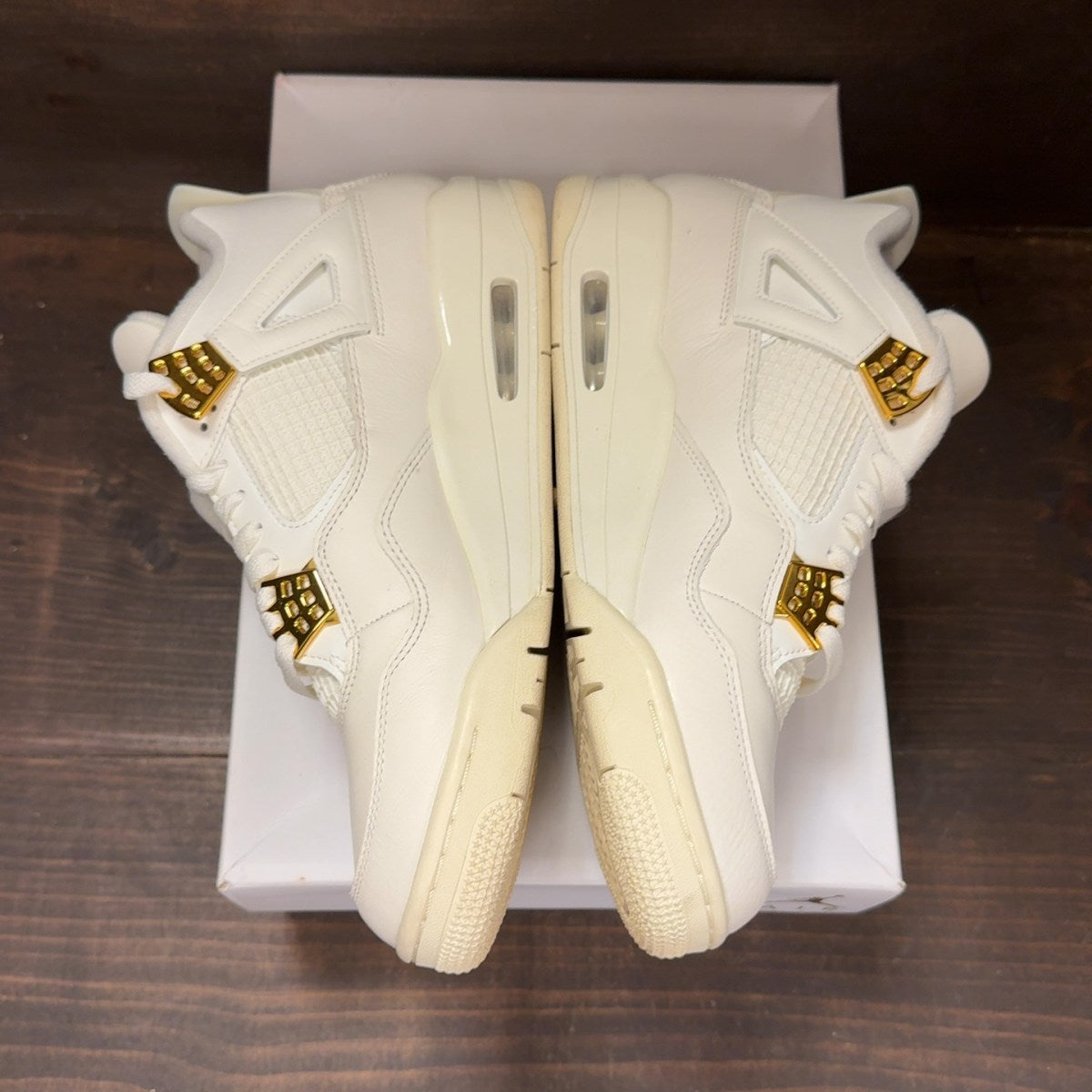 Jordan 4 Retro Metallic Gold (Women's) - Image 4
