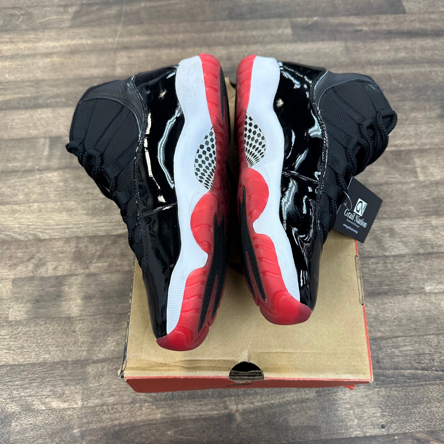 Jordan 11 Retro Bred (2019) (Used)