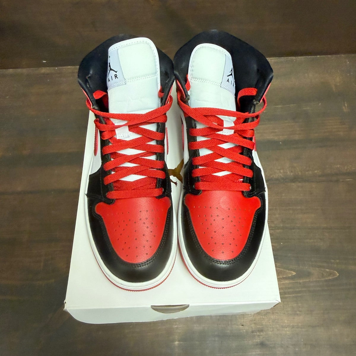 Jordan 1 Mid Alternate Bred Toe (Women's) - Image 3