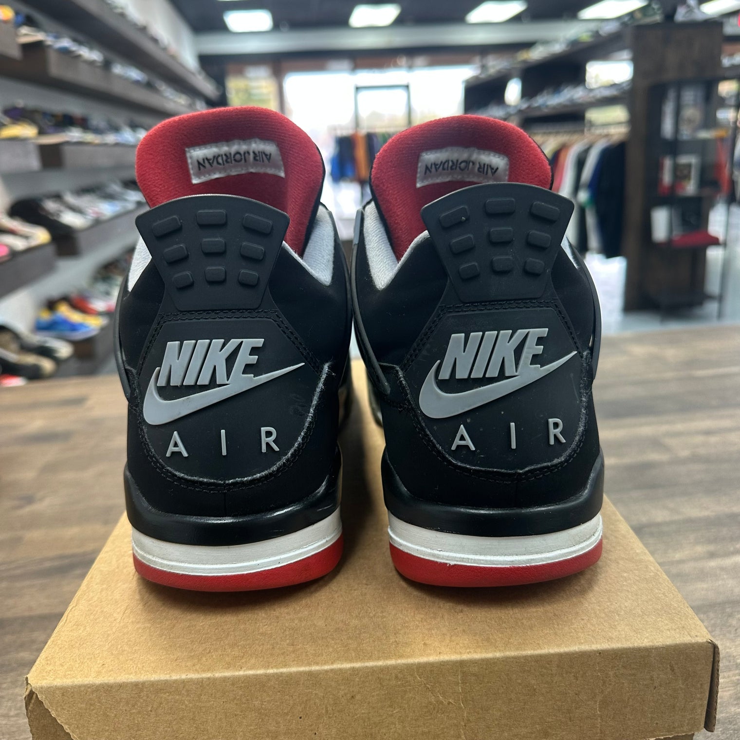 Bred Jordan 4 2019  (Used,No Box)