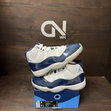 Jordan 11 Retro UNC Win Like 82 Size 8 (Pre-Owned)