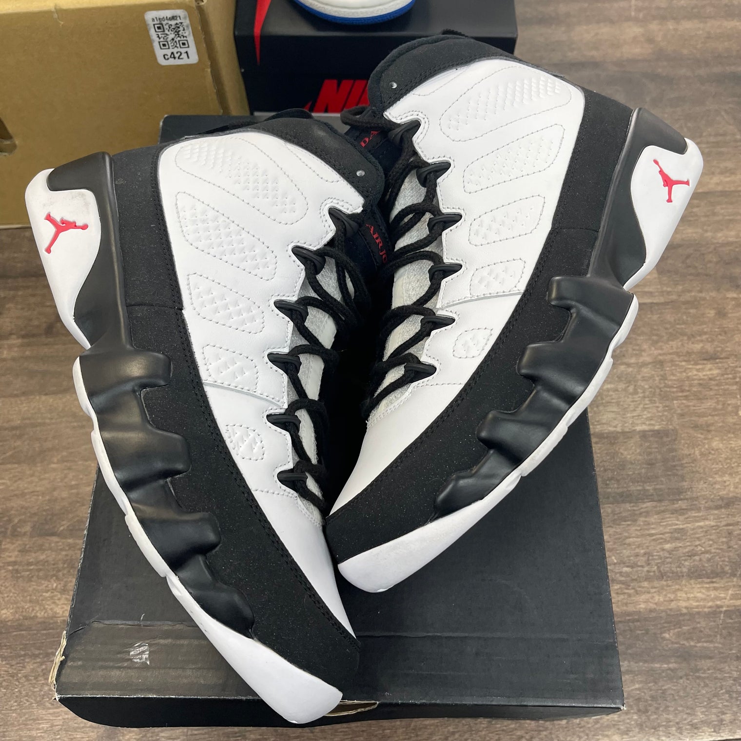 Space Jam OG Jordan 9 Retro (USED)