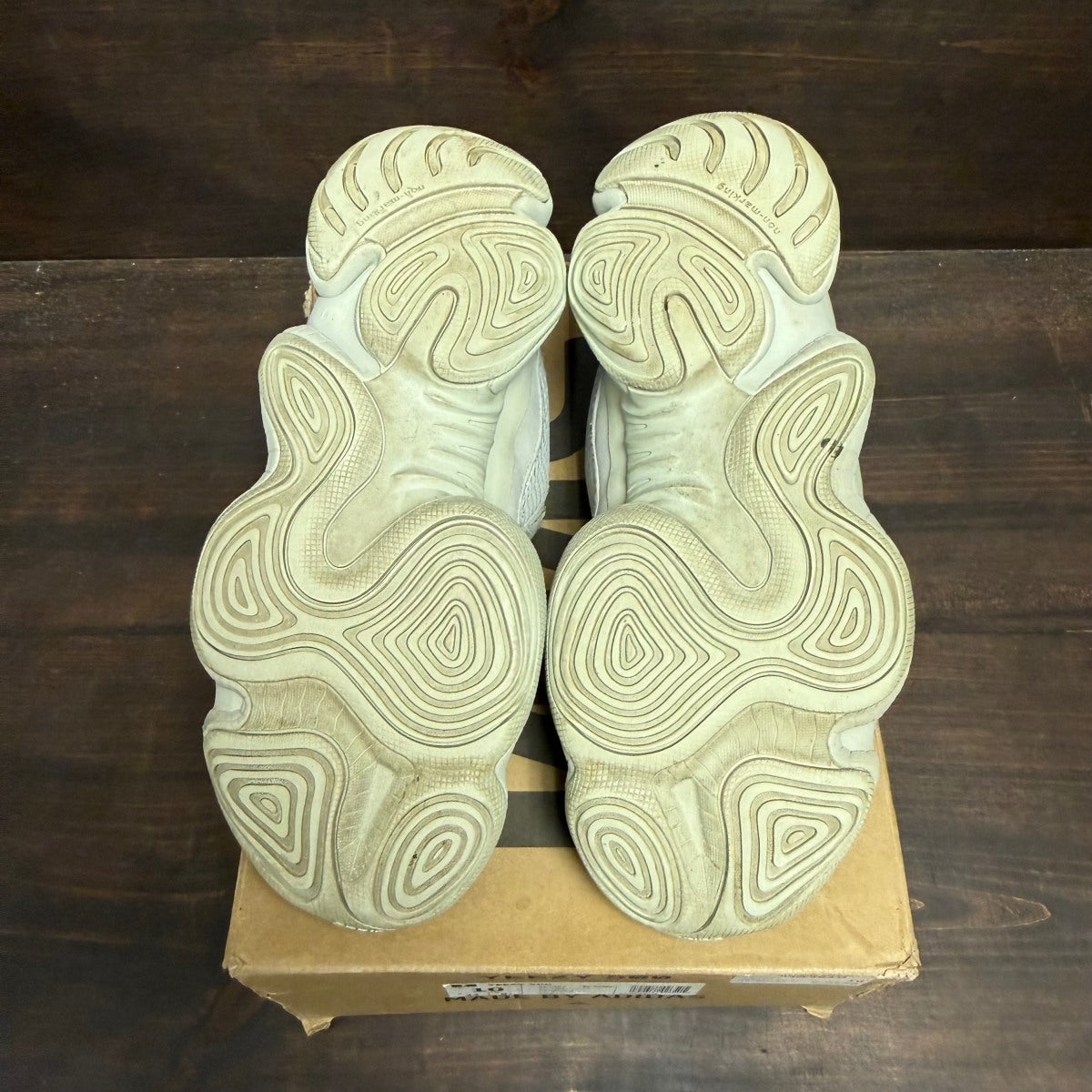 adidas Yeezy 500 Salt Size 10 (Pre-Owned) - Image 6