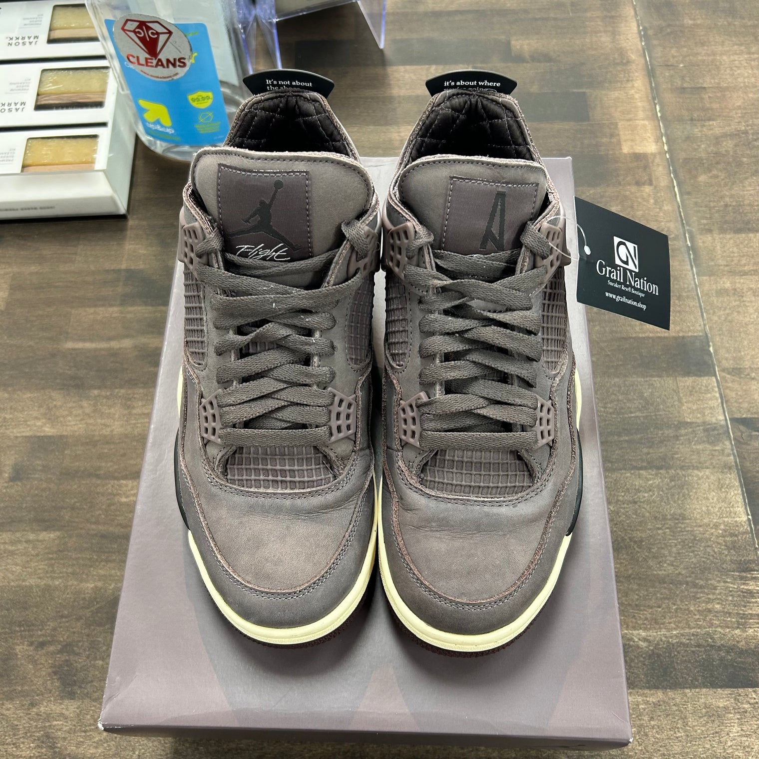A Ma Maniere Violet Ore Jordan 4 (USED)