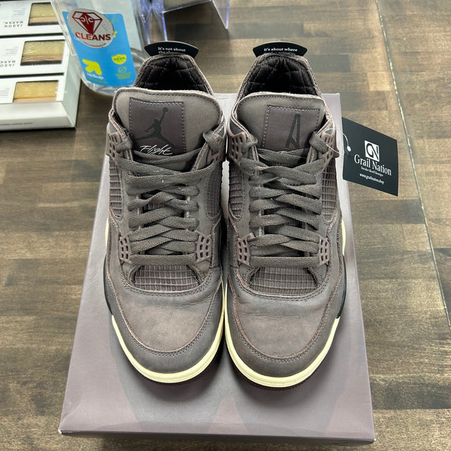 A Ma Maniere Violet Ore Jordan 4 (USED)
