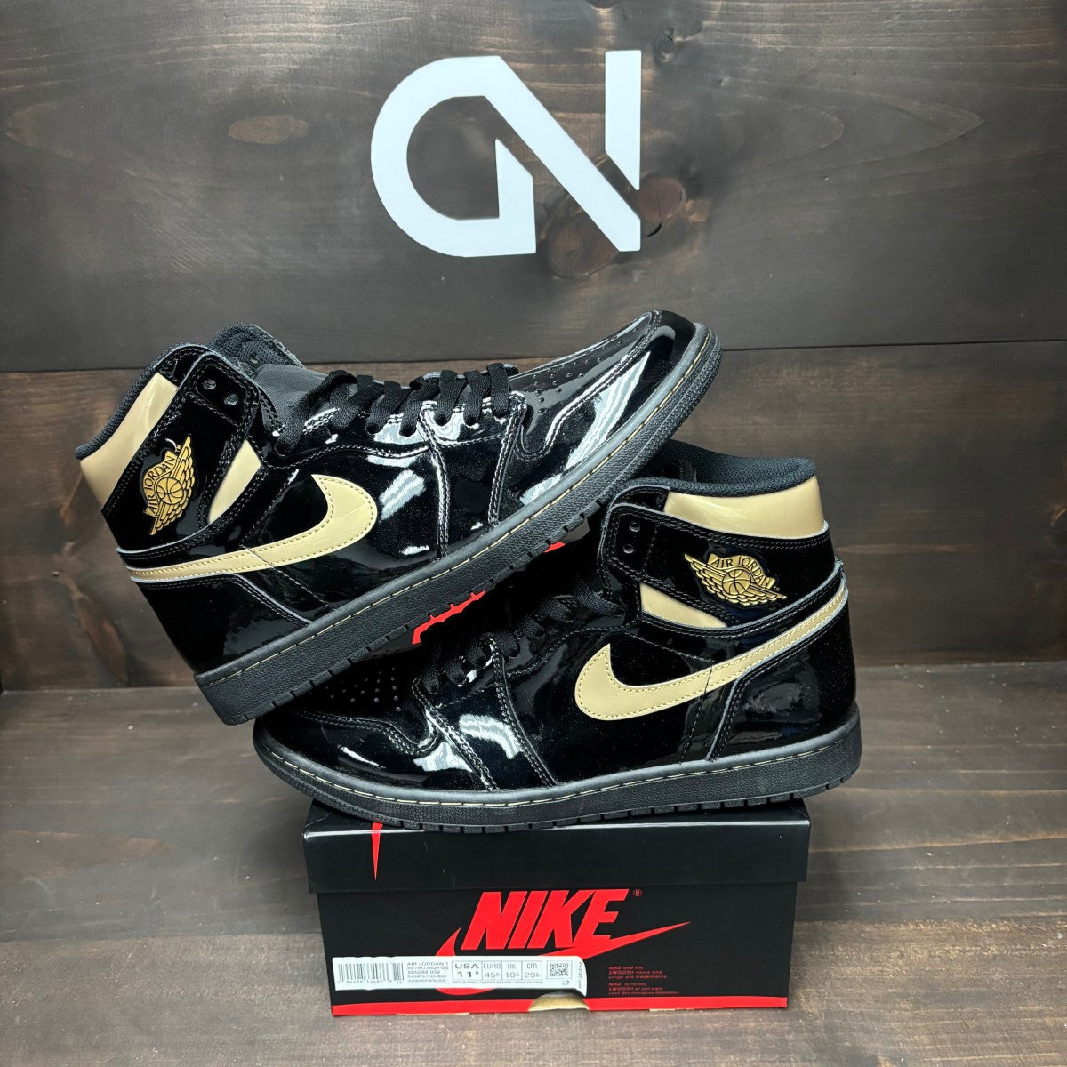 Jordan 1 Retro High Black Metallic Gold (2020) - Image 1