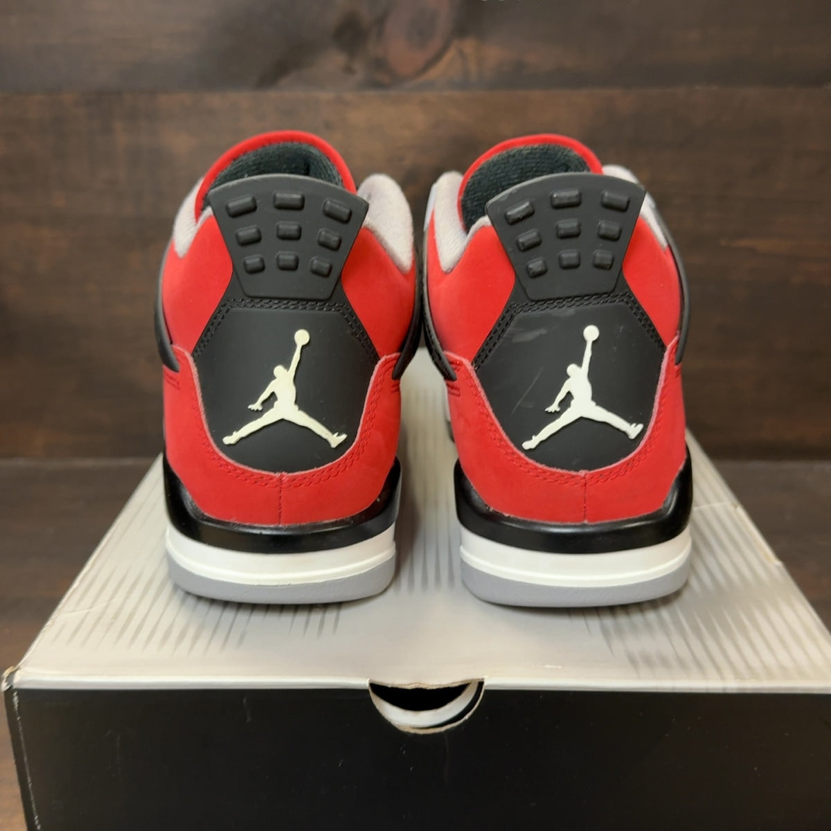 Jordan 4 Retro Toro Bravo (2026) - Image 5