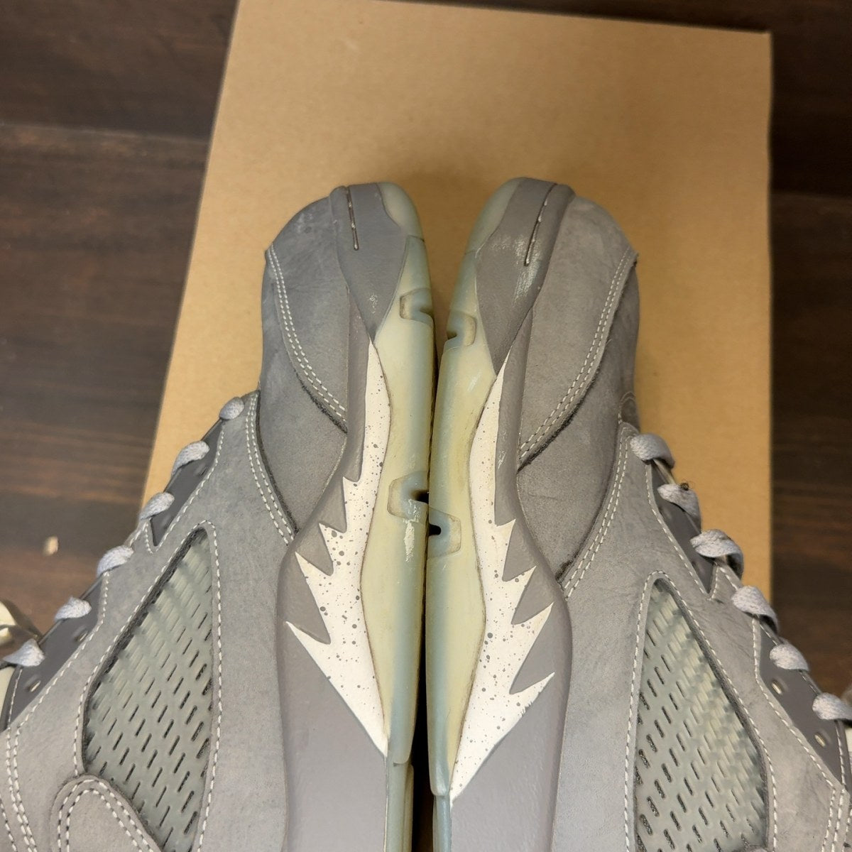 Jordan 5 Retro Wolf Grey (2026) Size 11.5 (Pre-Owned) - Image 7