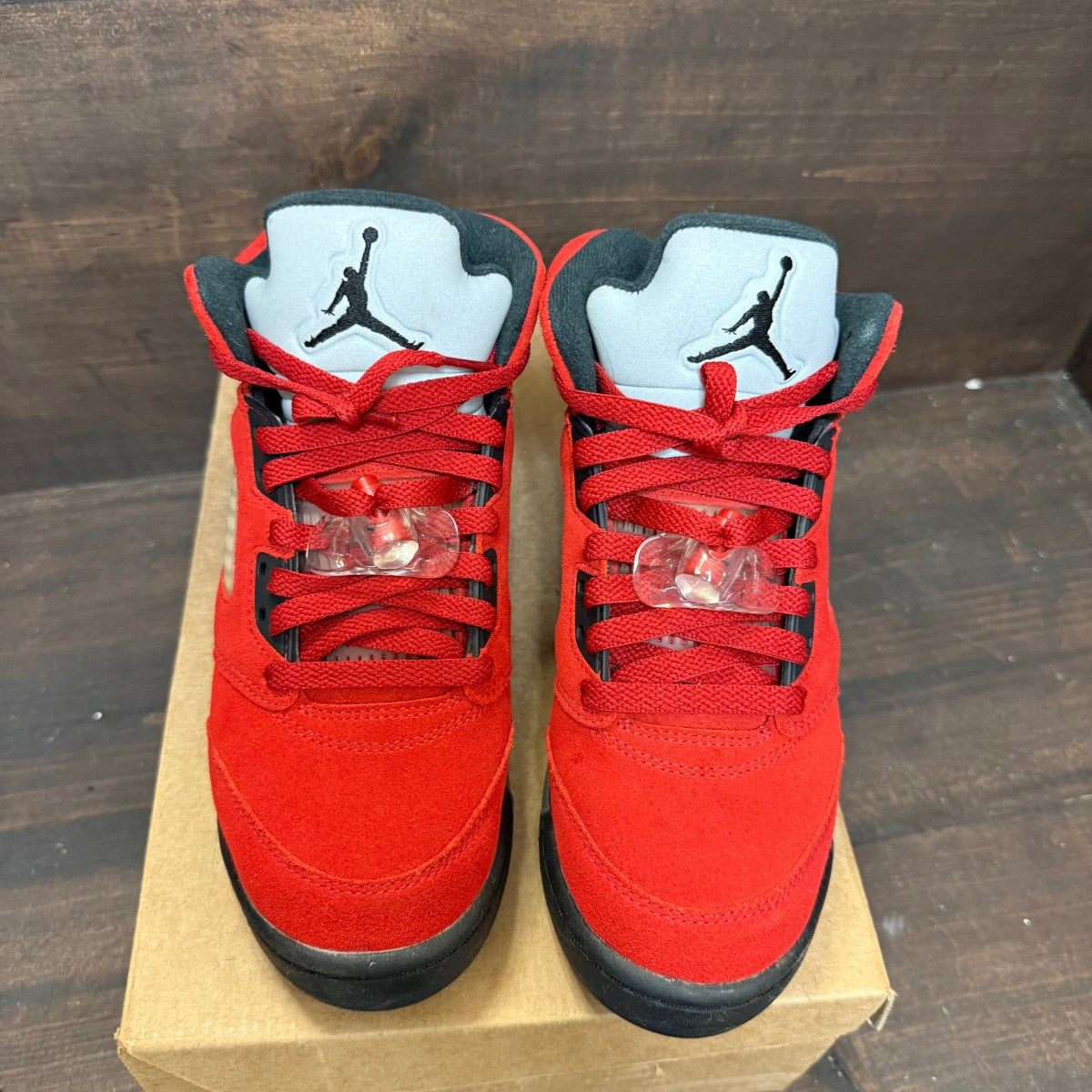 Jordan 5 Retro Raging Bull Red (2021) (GS) Size 5.5Y (Pre-Owned) - Image 3