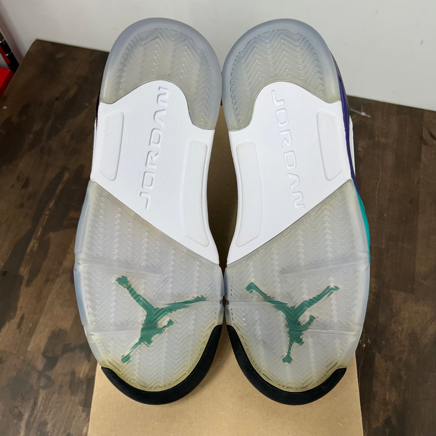 Grape Jordan 5 (2025) (USED)