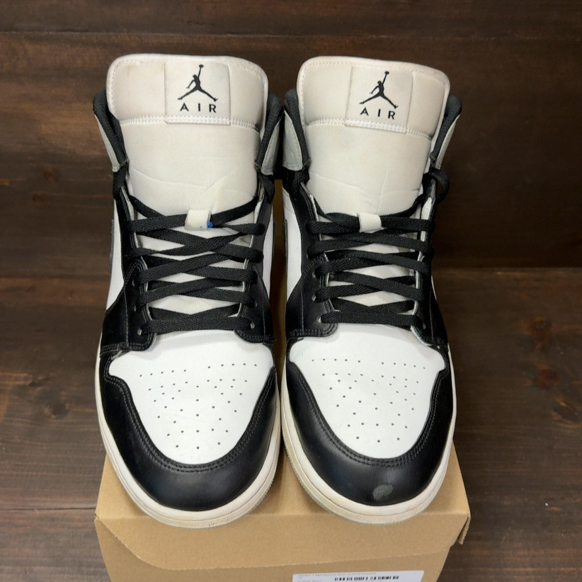 Jordan 1 Mid Barons Size 15 (Pre-Owned) - Image 3