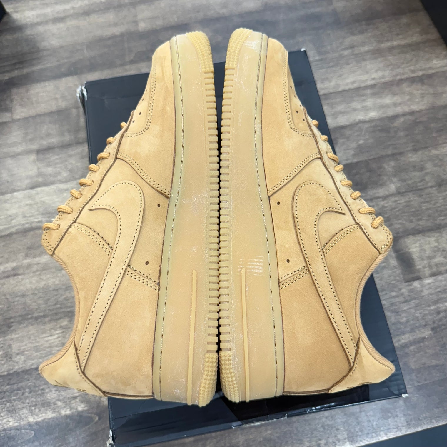 Wheat Supreme Air Force 1 (Lightly Worn)