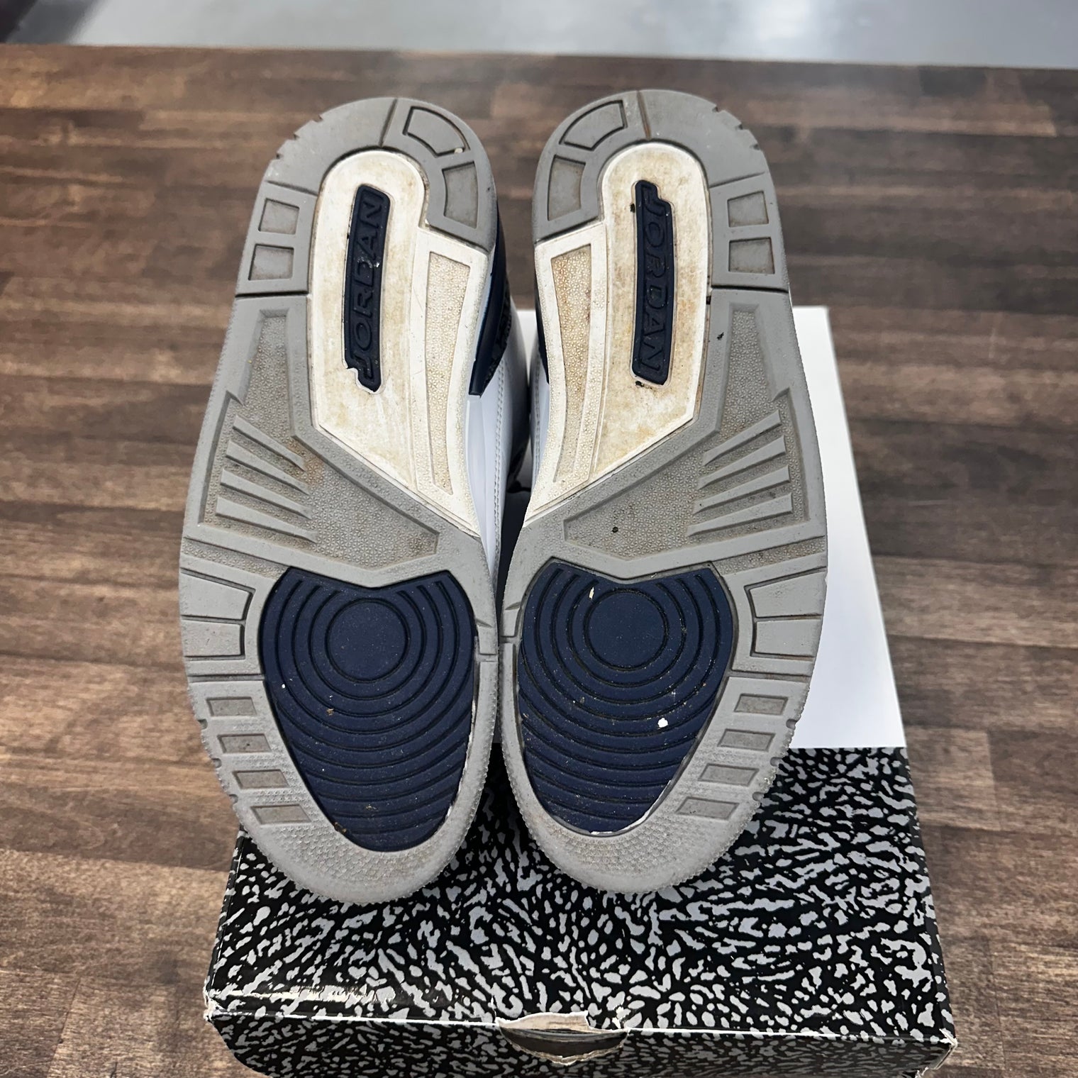 Midnight Navy Jordan 3 (USED)
