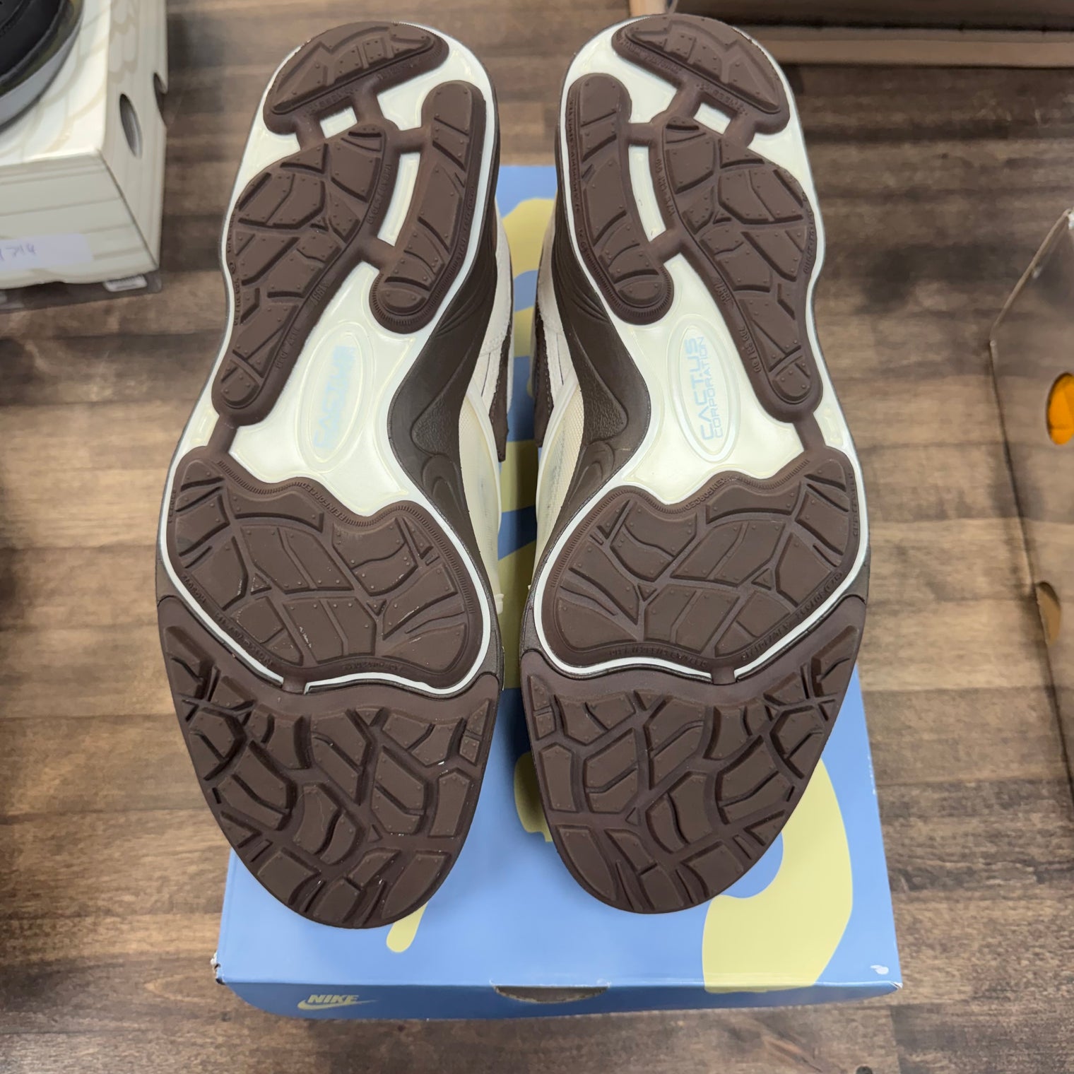 Travis Scott Leche Blue Zoom Field Jaxx (USED)