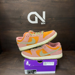 Nike SB Dunk Low Red Stardust - Image 1