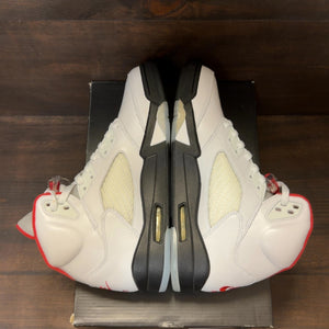 Jordan 5 Retro Fire Red Silver Tongue (2020) - Image 5
