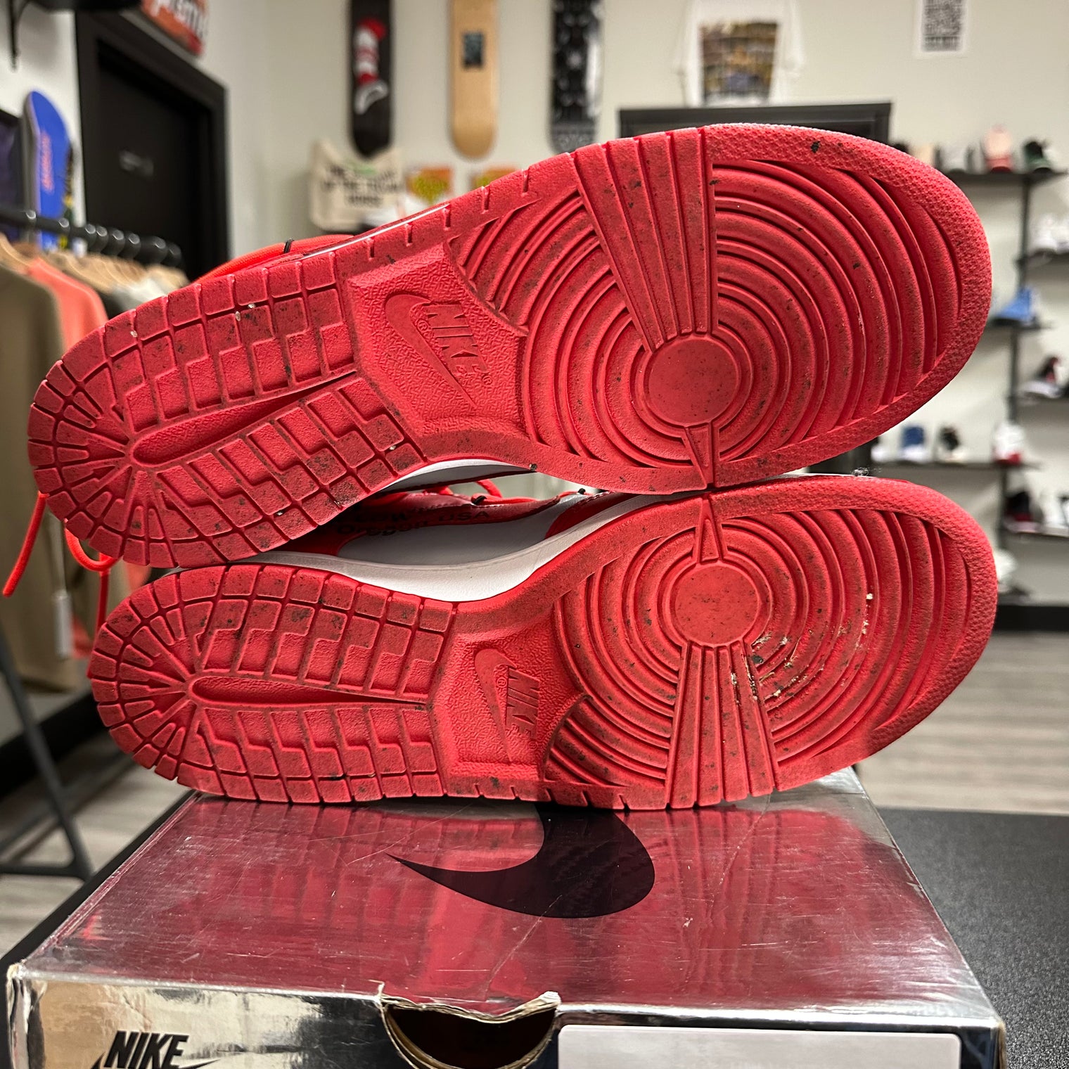Nike Off-White Dunk Low UNLV (USED)