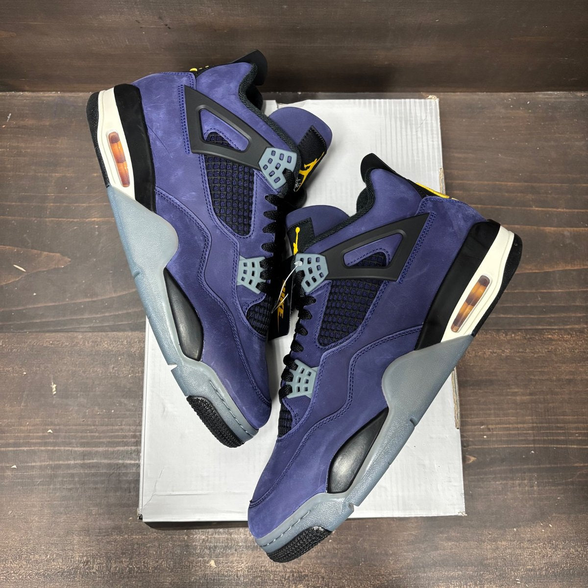 Jordan 4 Retro Lakers Size 12 (Pre-Owned) - back