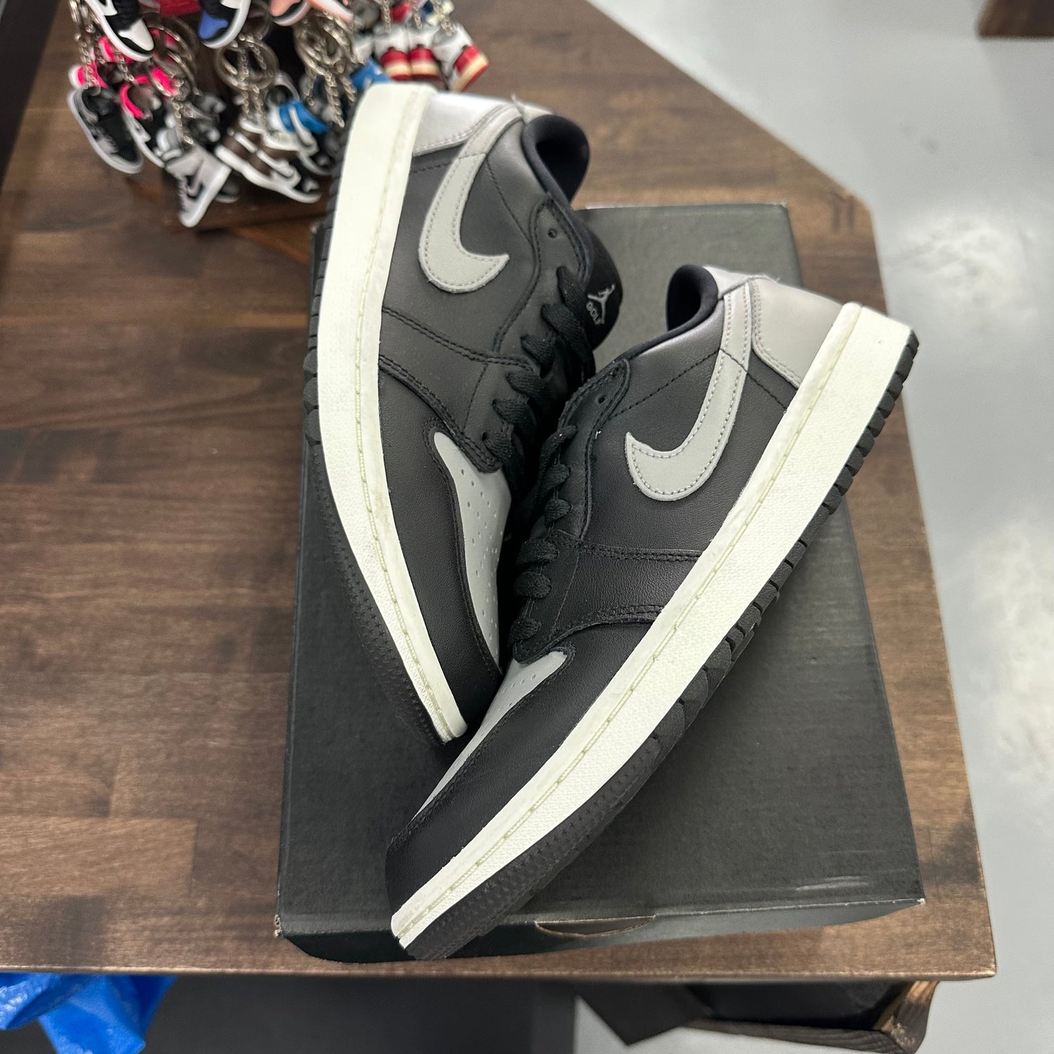 Shadow Golf Jordan 1 Low OG (USED)