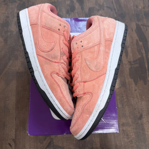 Nike SB Dunk Low Pink Pig - Image 1