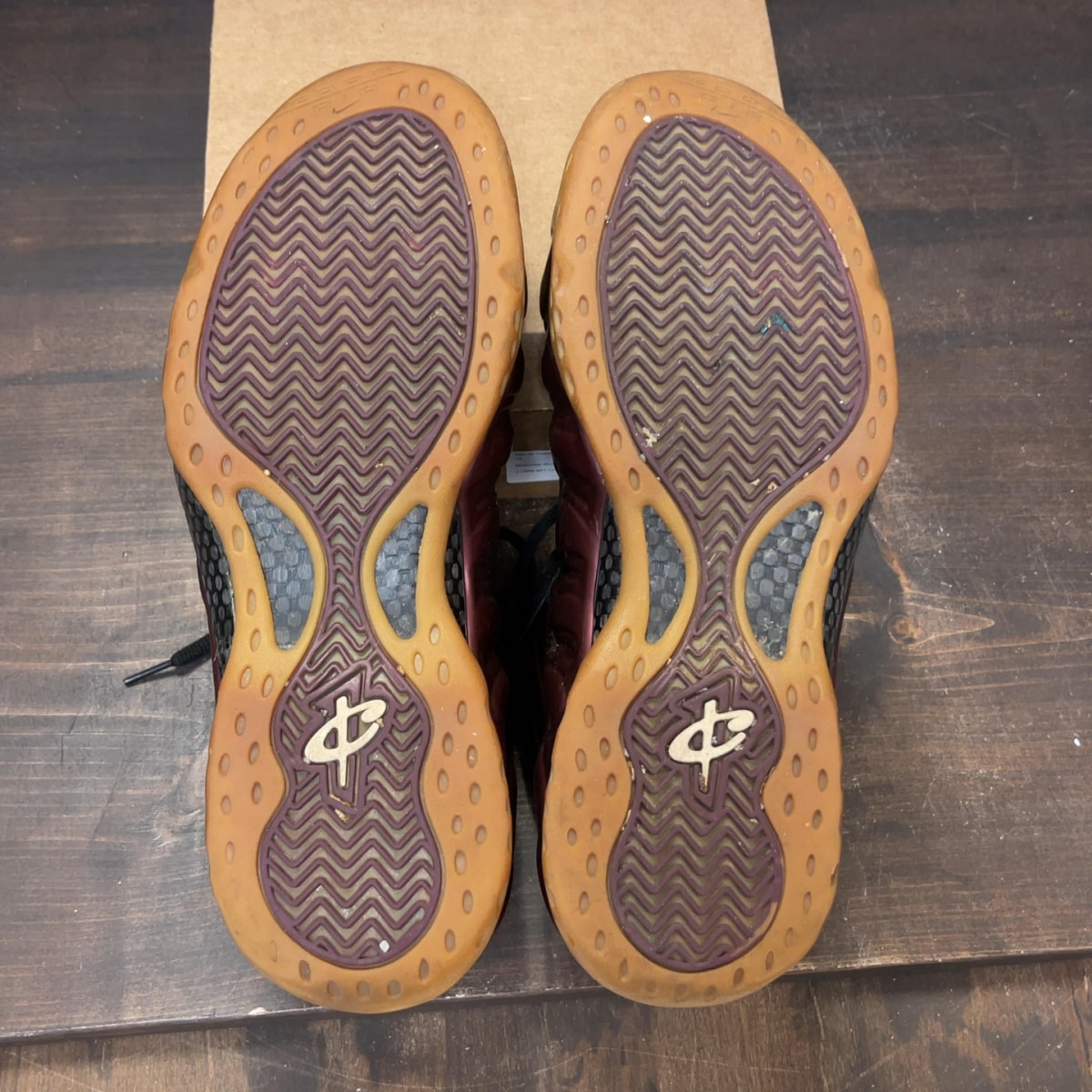 Nike Air Foamposite One Maroon Size 12 (Pre-Owned) - Image 8