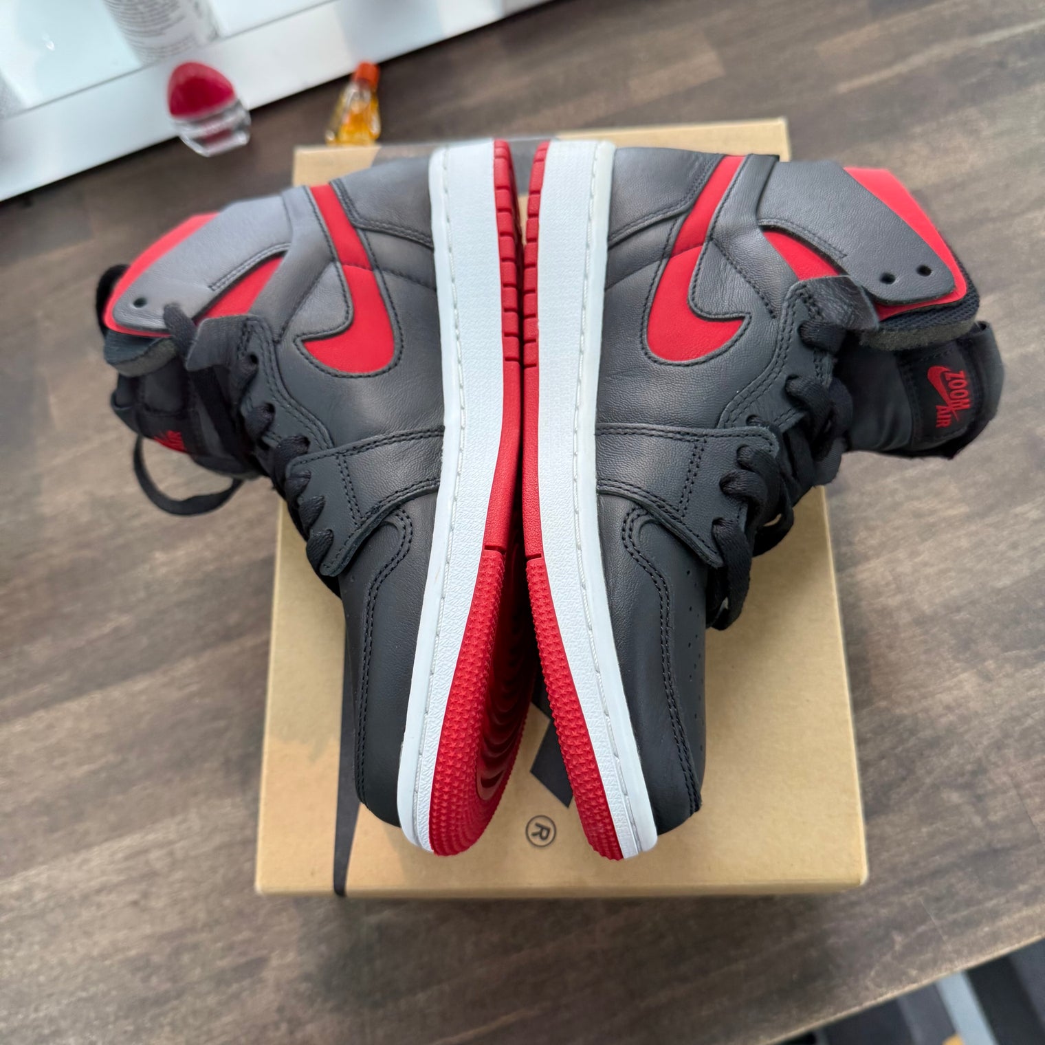 Jordan 1 High Zoom CMFT Bred (W) (USED)