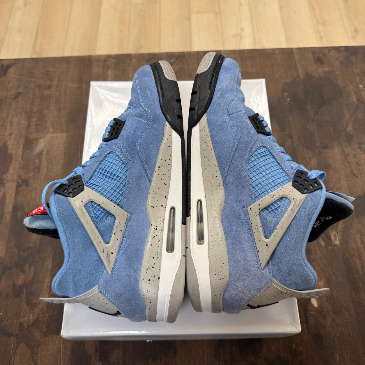 Jordan 4 Retro University Blue - Image 4
