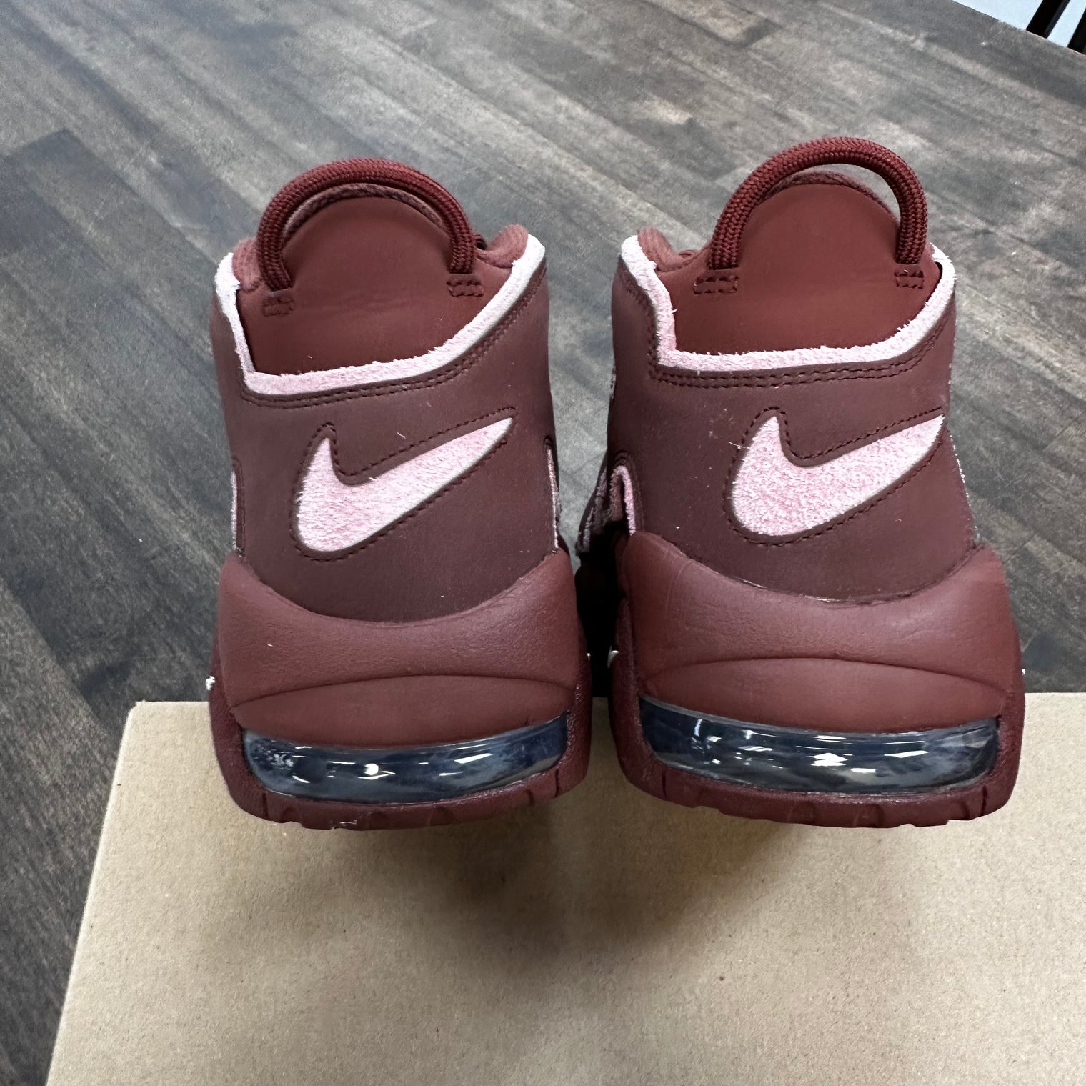 Uptempo Valentines Day (USED, No Box)