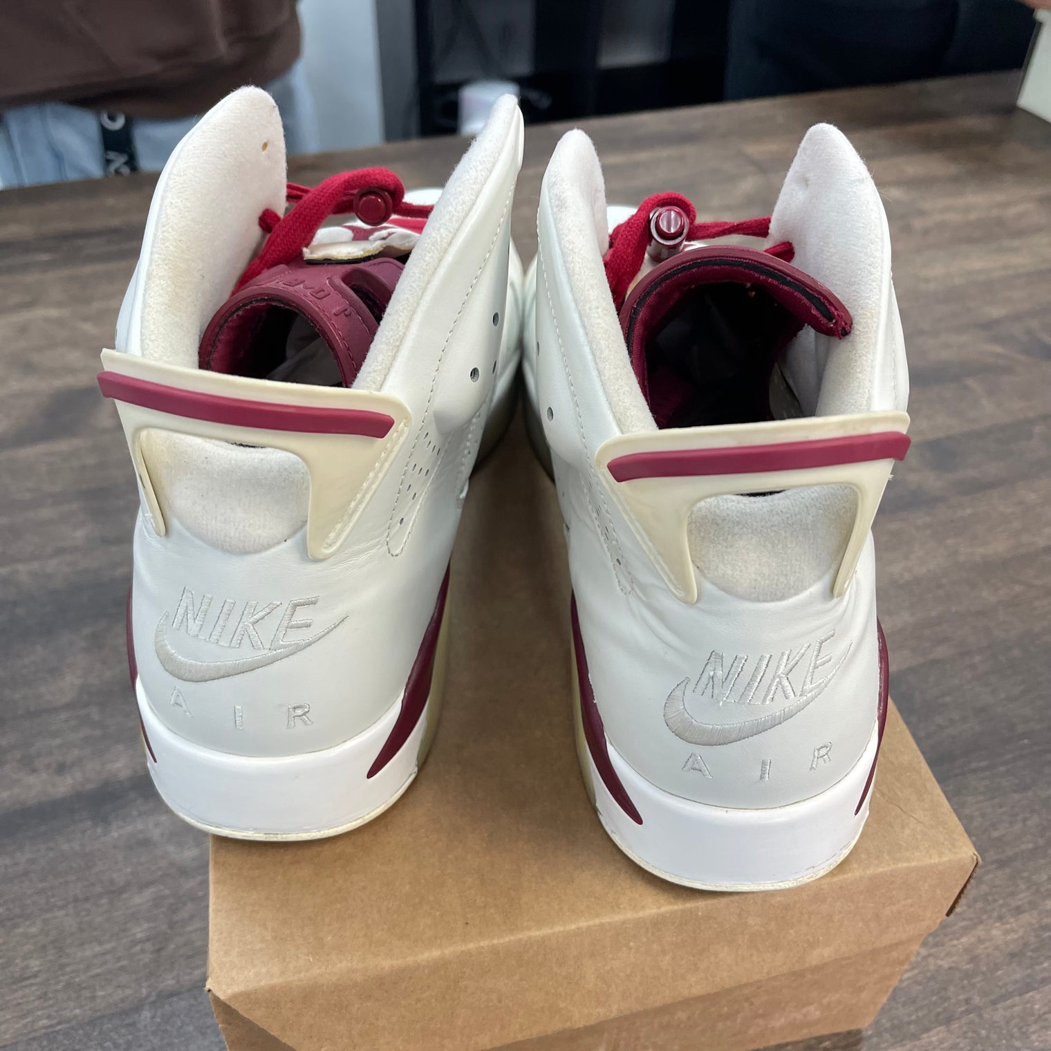 Maroon Jordan 6 (2015) (USED, No Box)