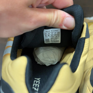 adidas Yeezy Boost 700 MNVN Honey Flux Size 9 (Pre-Owned) - aux