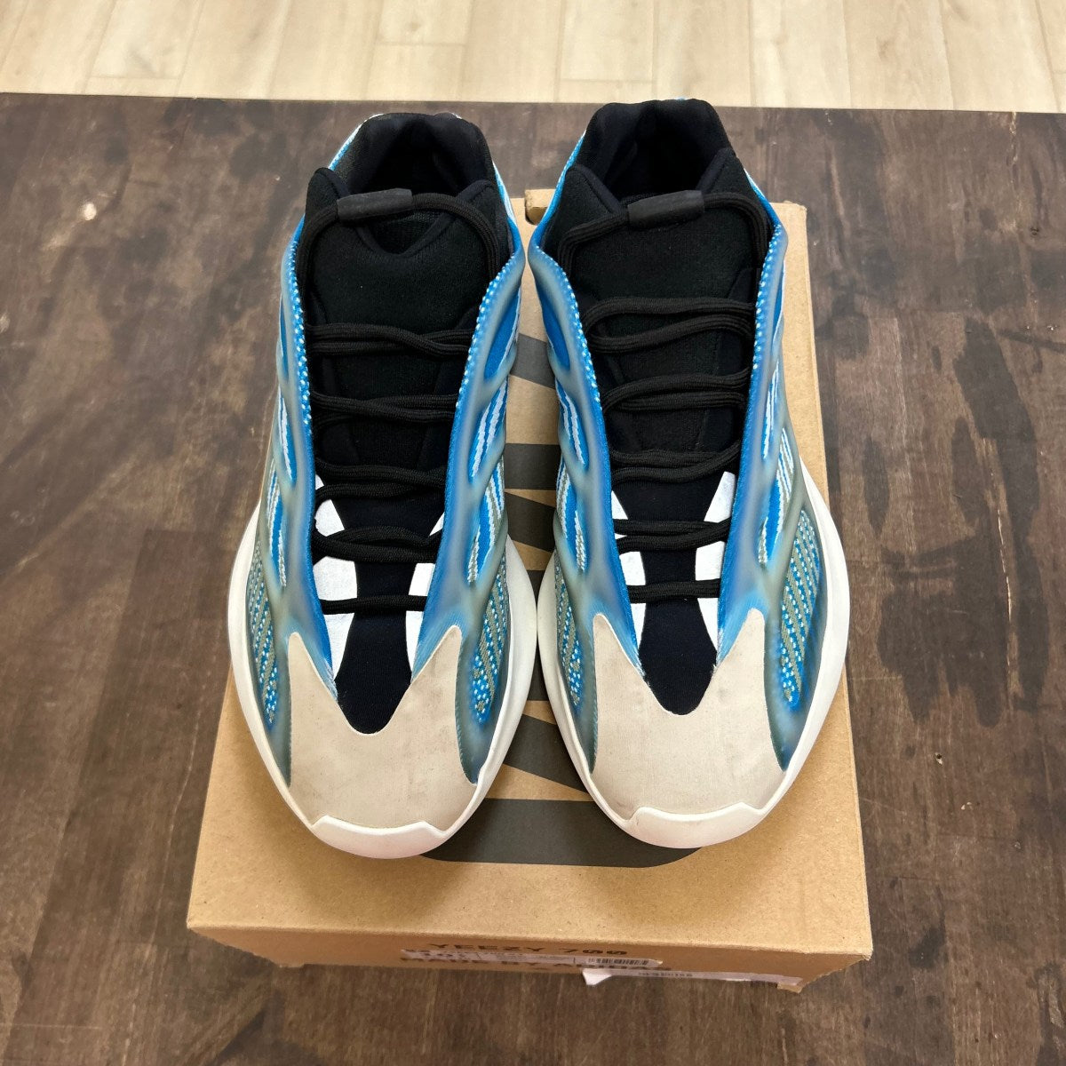 adidas Yeezy 700 V3 Arzareth - Image 2
