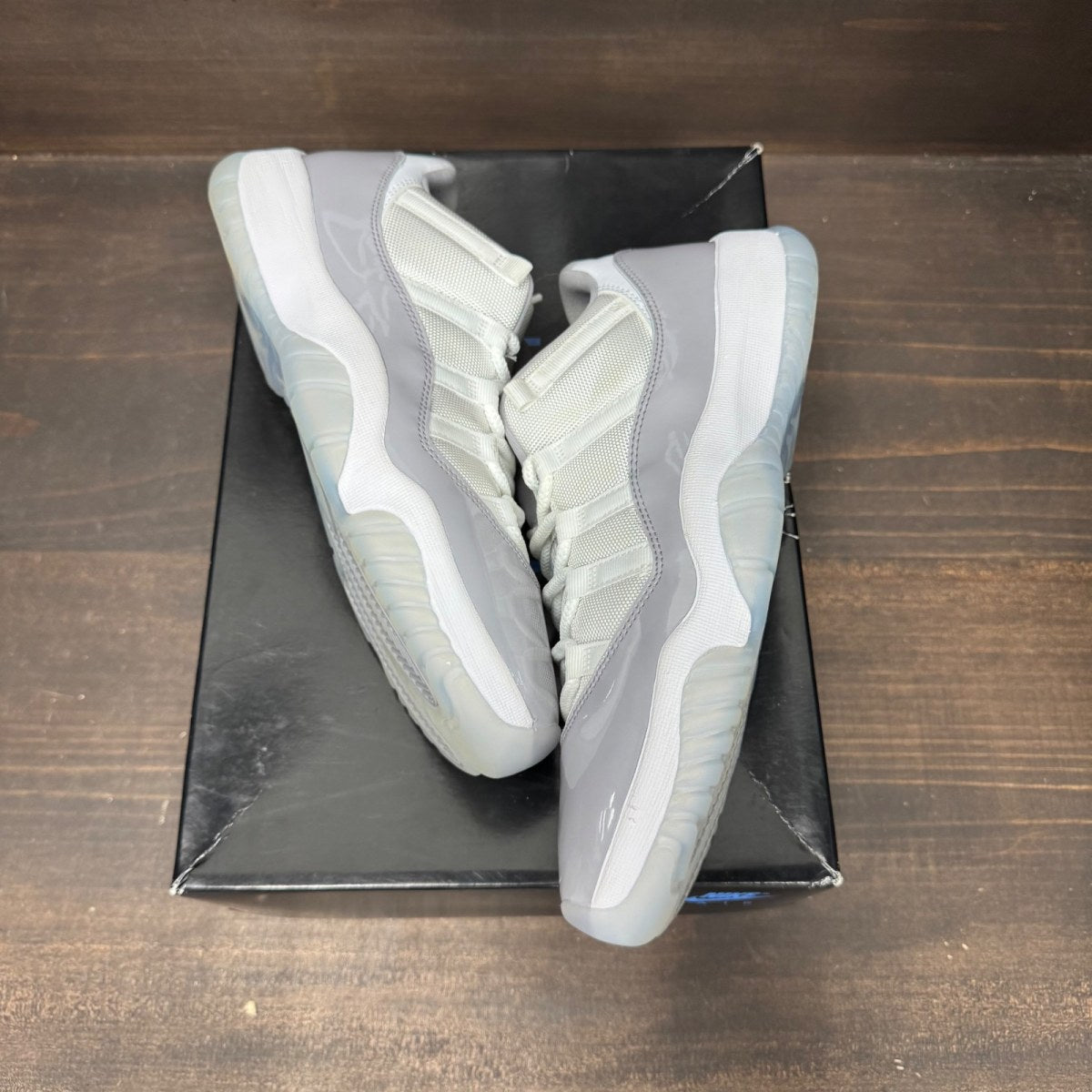 Jordan 11 Retro Low Cement Grey - Image 2