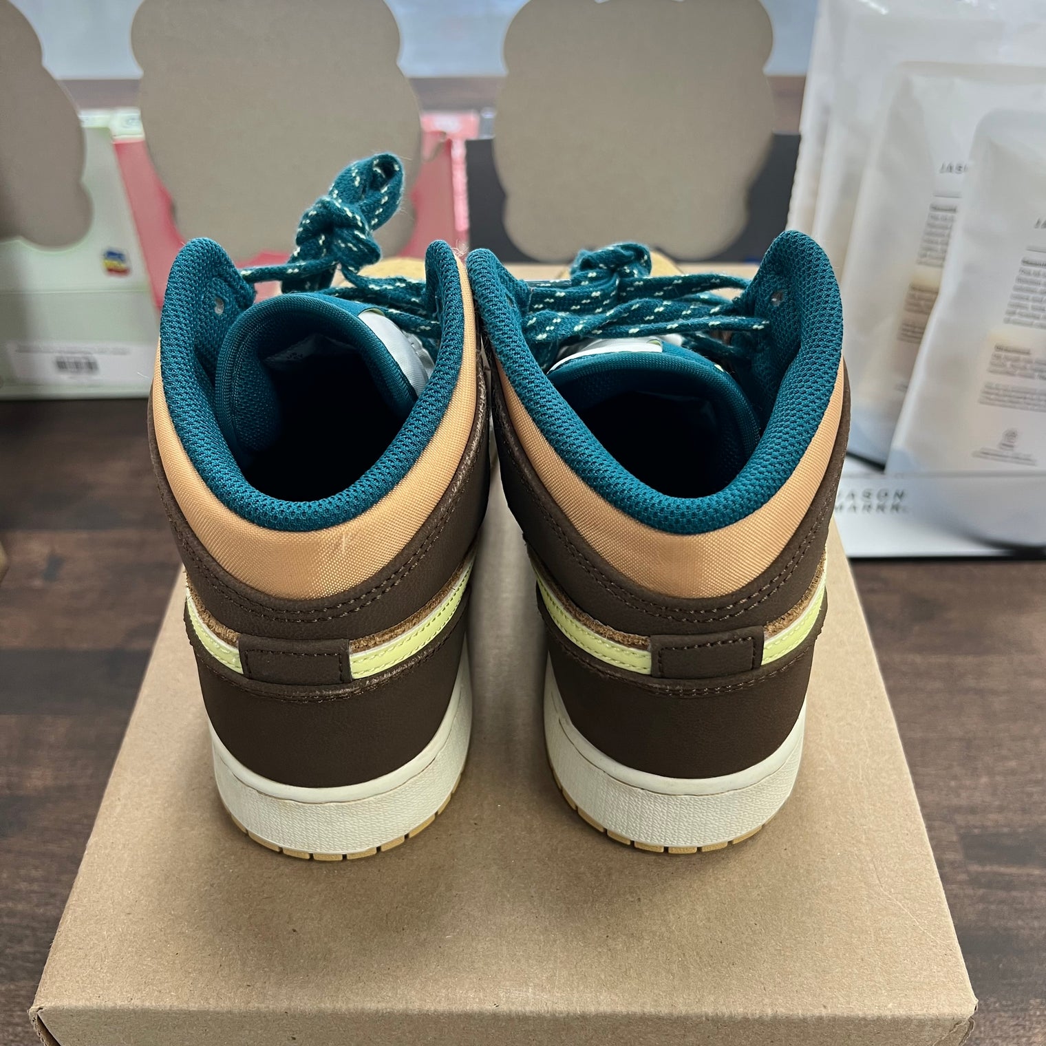 Cocoa Wow Jordan 1 Mid (GS) (USED, No Box)