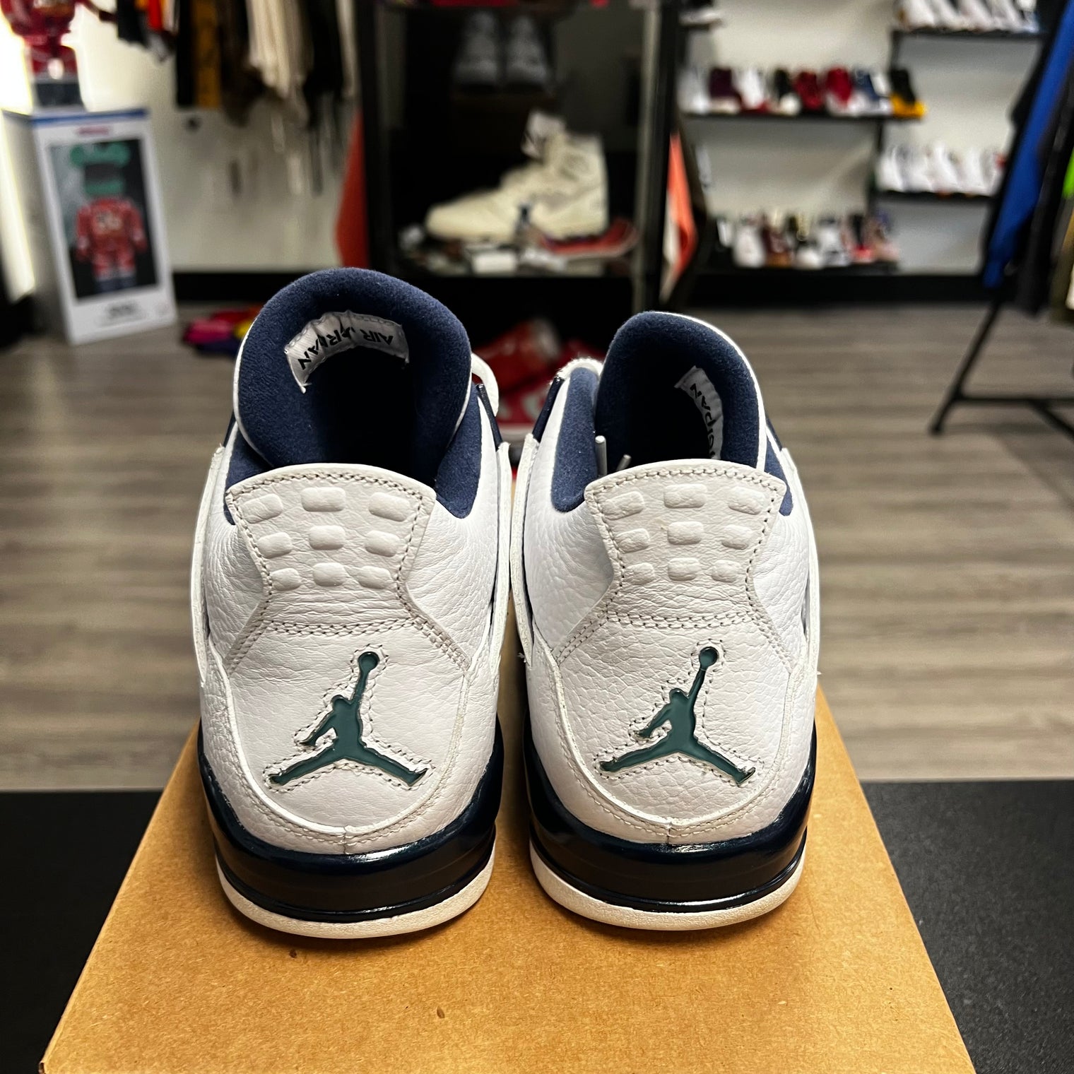 Columbia Jordan 4 (USED, No Box)