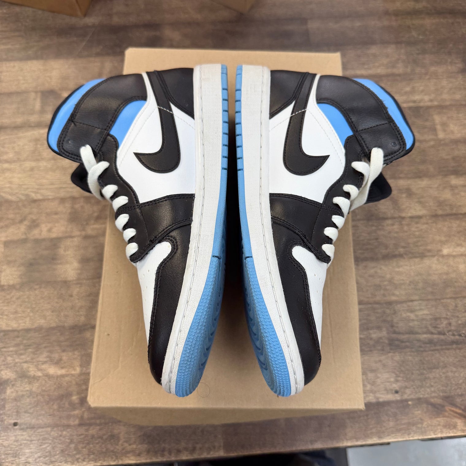 University Black Blue Jordan 1 Mid (W) (USED, No Box)