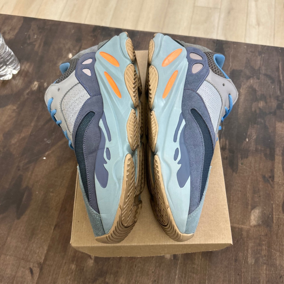 adidas Yeezy Boost 700 Carbon Blue Size 12 (Pre-Owned) - Image 3