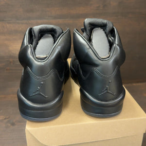 Jordan 5 Retro Premium Triple Black Size 9.5 (Pre-Owned) - Image 4