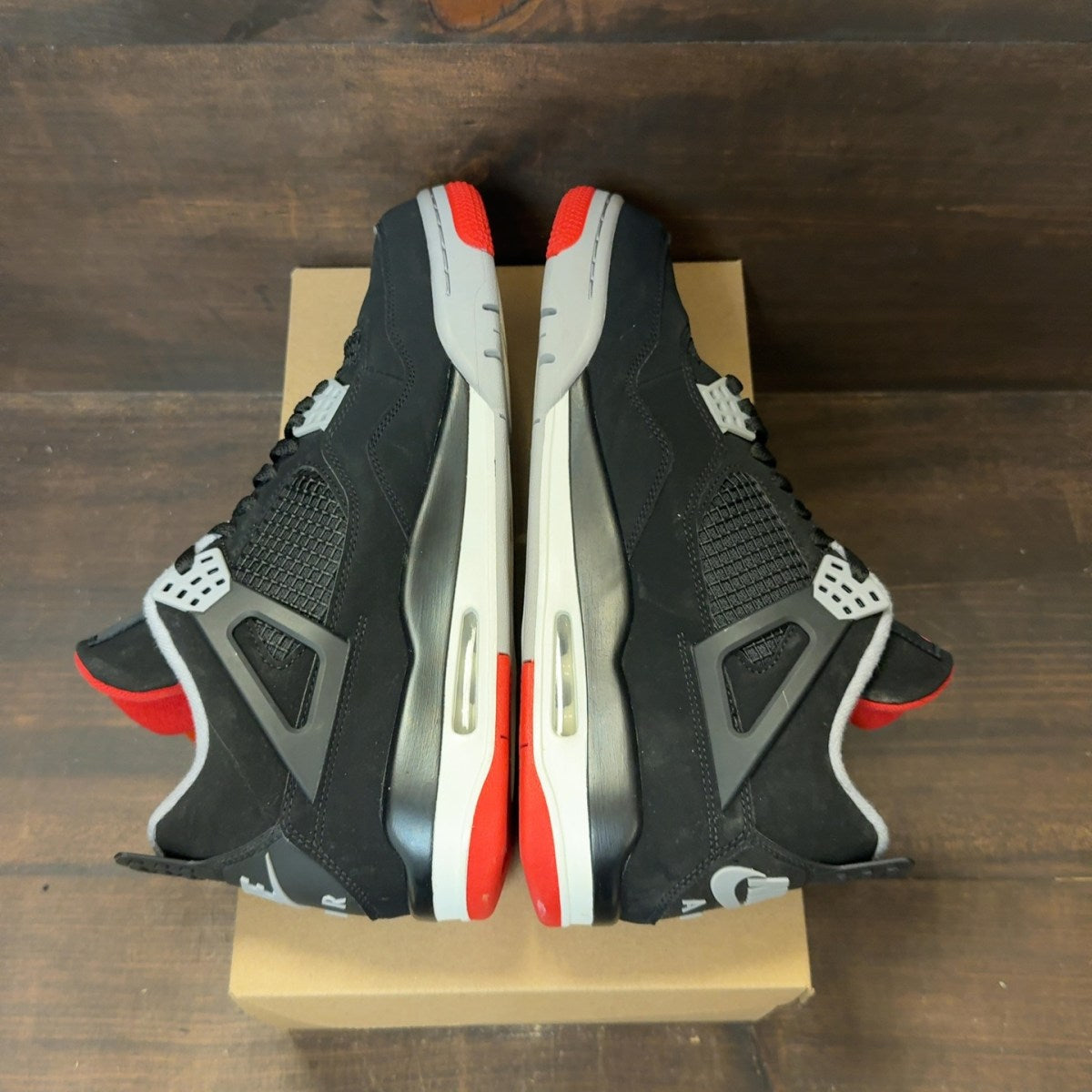 Jordan 4 Retro Bred (2019) Size 11 (Pre-Owned) - Image 5